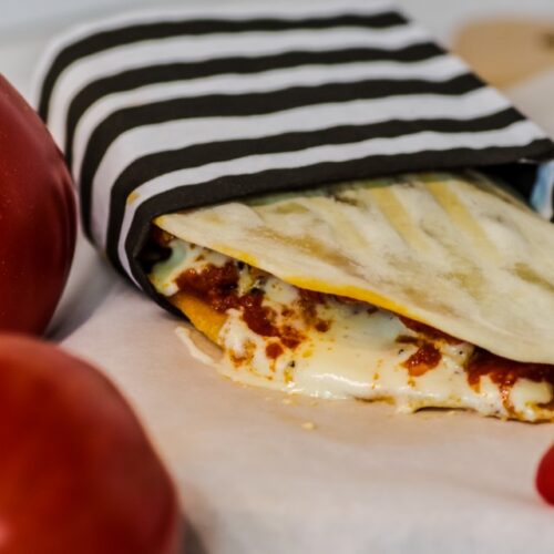 Piadine mit Hähnchen und Pesto Rosso aus Italian Streetfood von Pablo Macias - Foodblog Topfgartenwelt