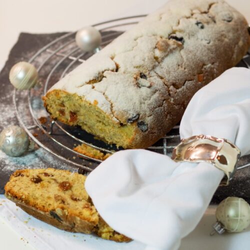 Christstollen Rezept aus dem Backbuch Weihnachten das Goldene von GU - Foodblog Topfgartenwelt