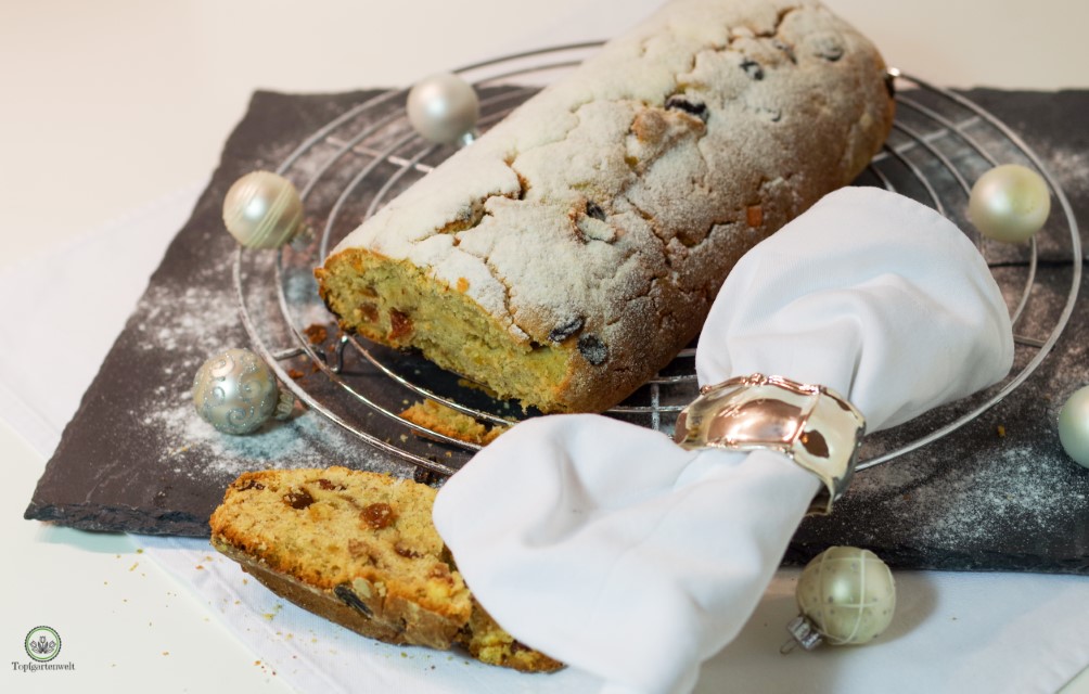 Christstollen Rezept aus dem Backbuch Weihnachten das Goldene von GU - Foodblog Topfgartenwelt