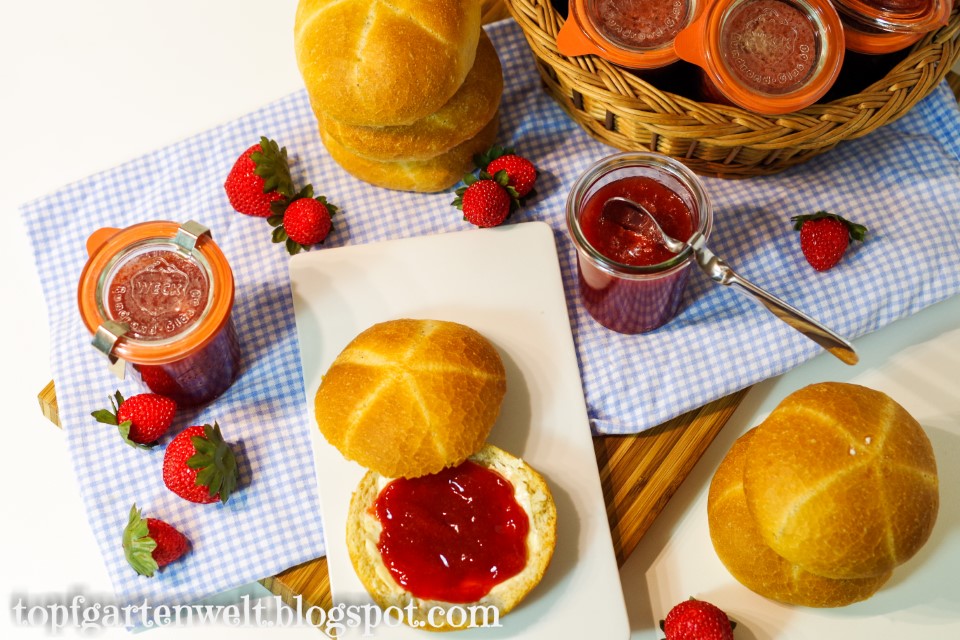Erdbeermarmelade aus gefrorenen Früchten einkochen