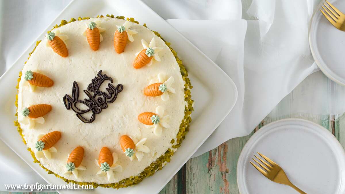 Köstliche Rüblitorte Rezept mit Frischkäse Frosting
