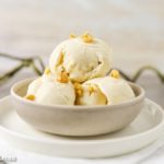 Walnusseis selber machen ohne Ei mit der Eismaschine - Foodblog Topfgartenwelt